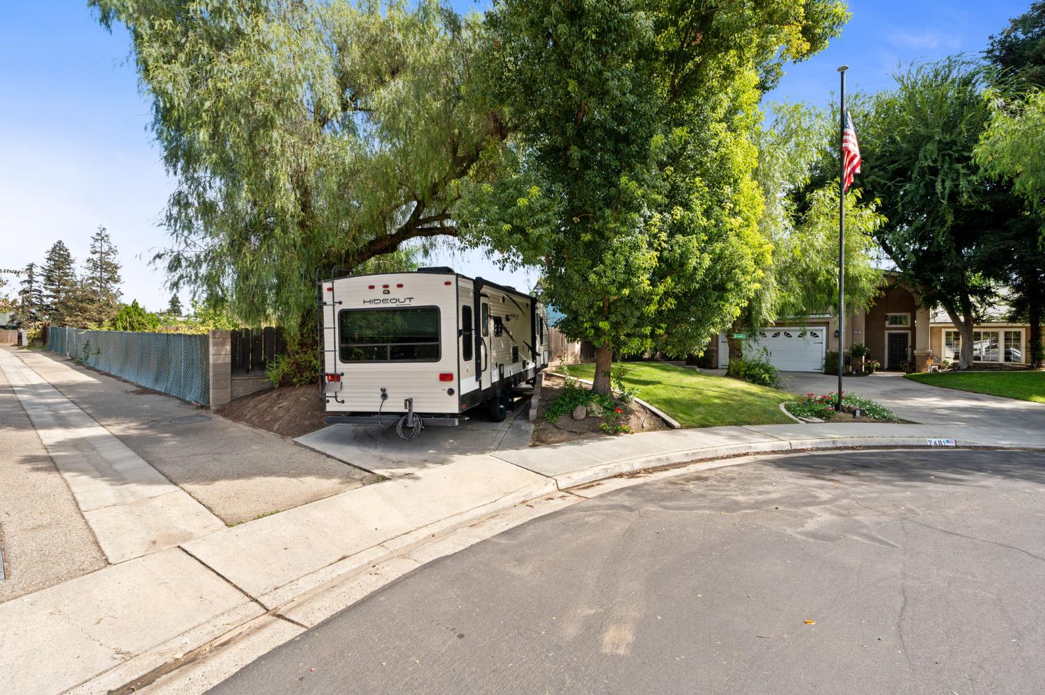 2481 Skansen St, Kingsburg, CA 93631
