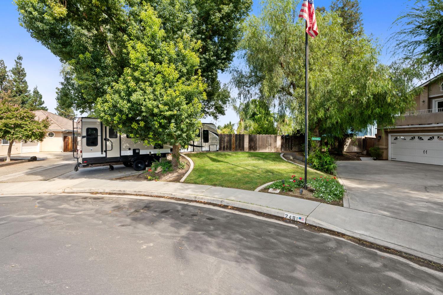 2481 Skansen St, Kingsburg, CA 93631