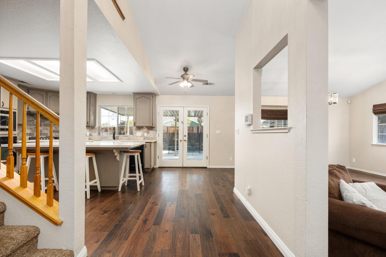 2481 Skansen St, Kingsburg, CA 93631